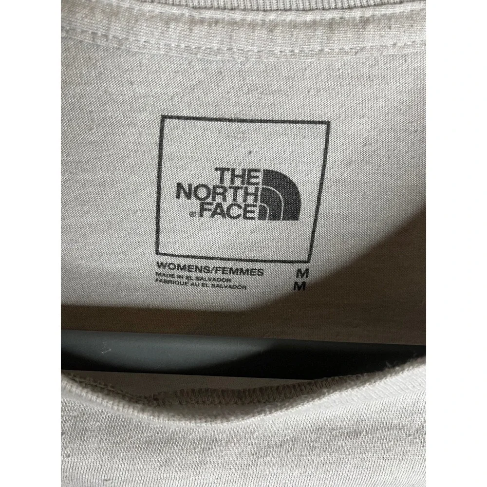The‎ North Face Graphic T-Shirt Classic Fit Logo Tee Casual Womens Medium - Picture 4 of 7